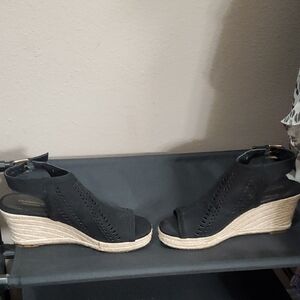 Liz Claiborne Black Espadrille Wedge Sandals